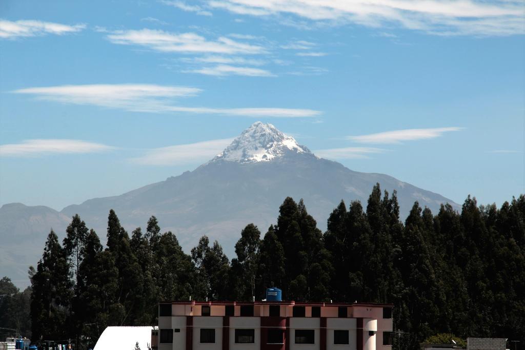 Hostel Sendero De Volcanes Latacunga Exterior foto